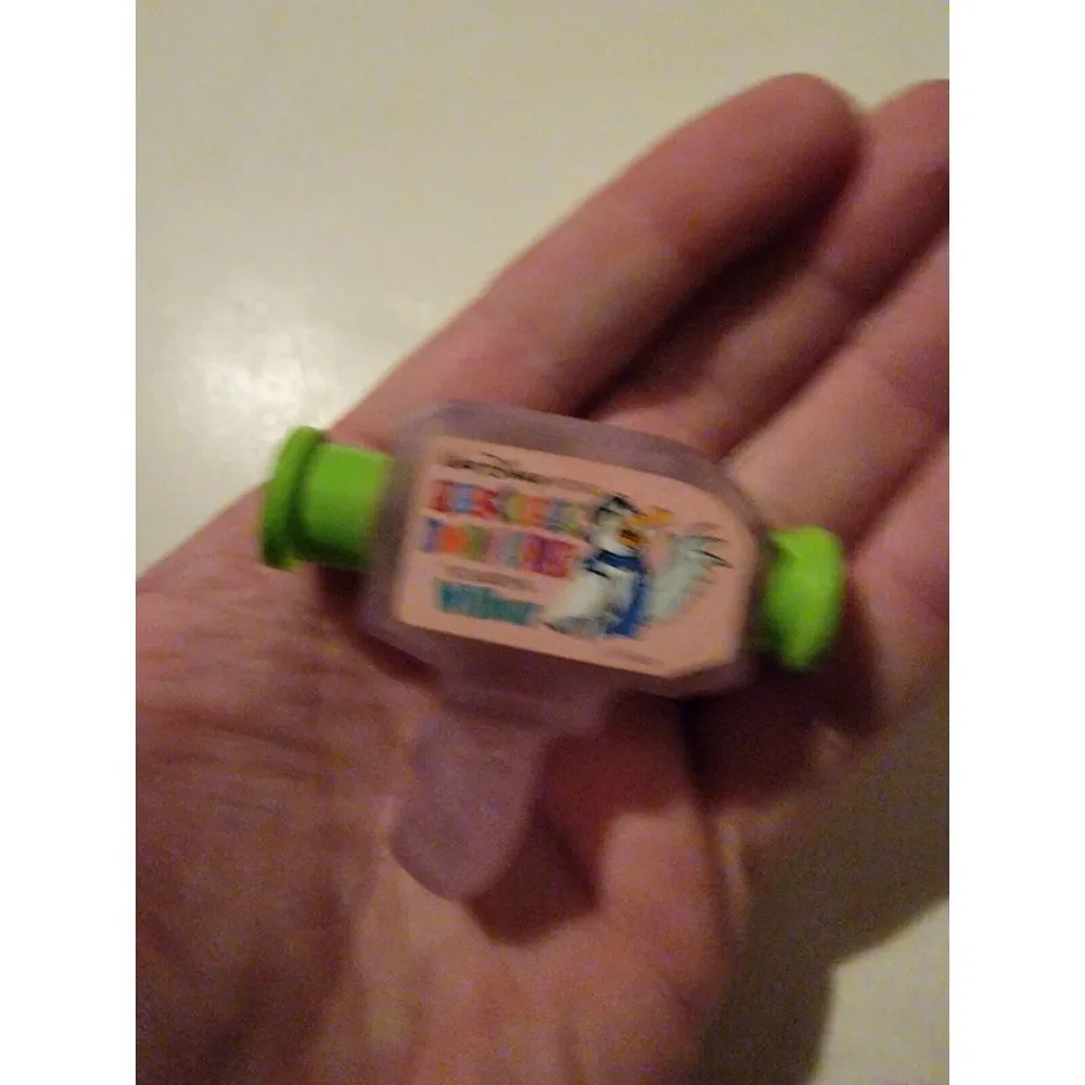 1989 Disney's Rescuers Down Under Wilber Camera Viewer Camcorder‎ McDonald's
